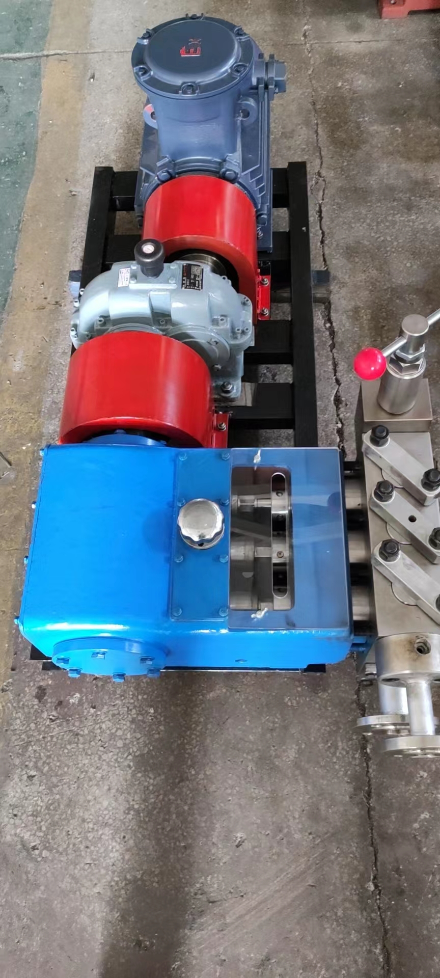 3DP80型柴油机高压柱塞泵